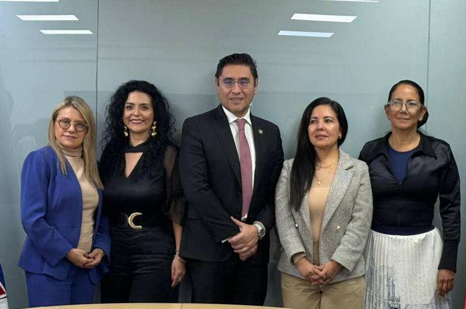 Firma del acuerdo de intención por la no violencia política contra las mujeres